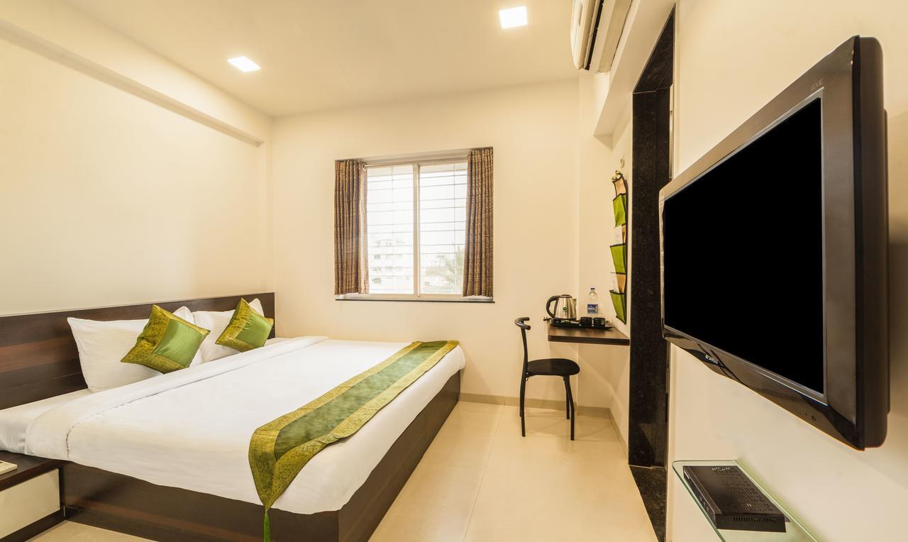 Hotel Treebo Trend Abode Nashik Zewnętrze zdjęcie