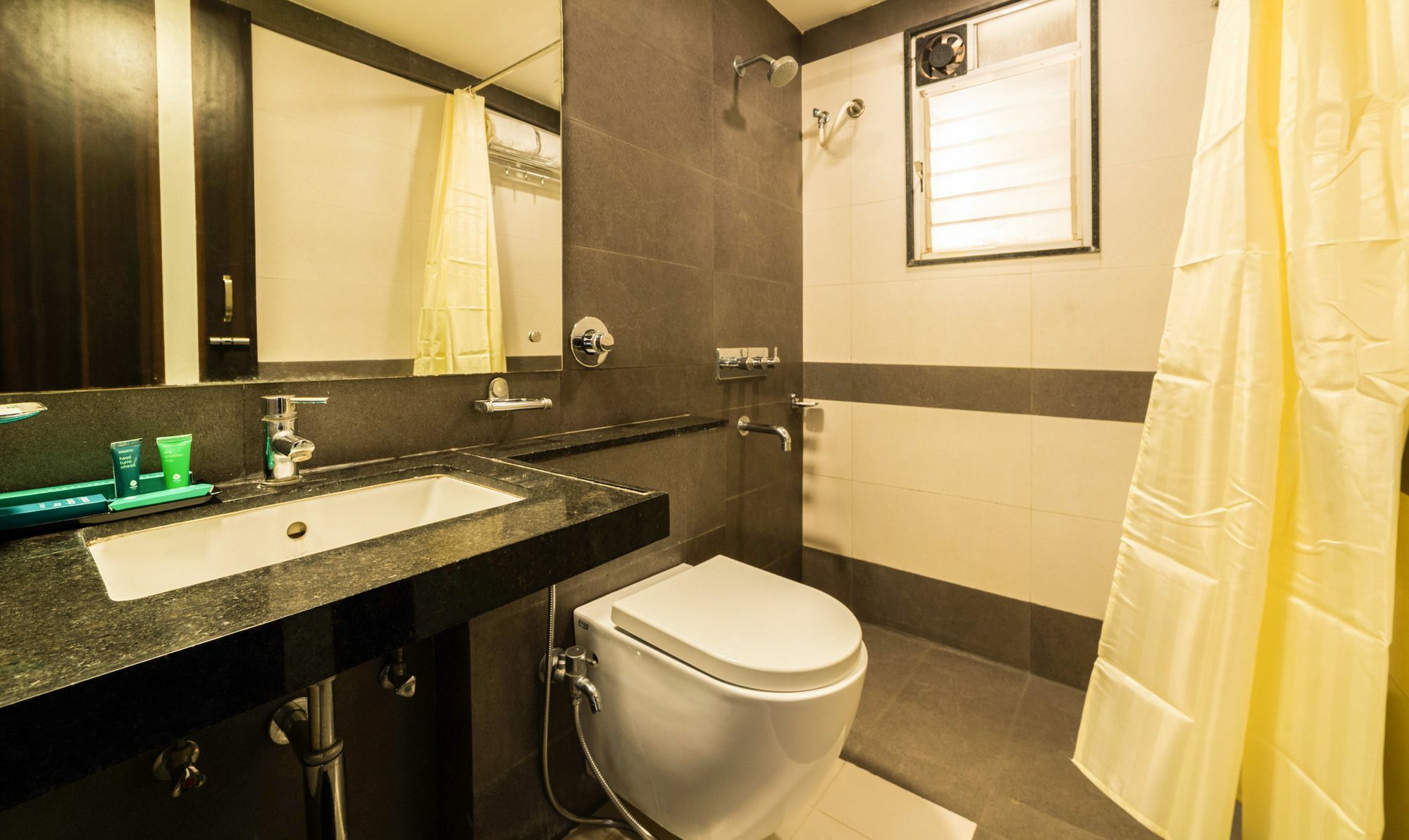 Hotel Treebo Trend Abode Nashik Zewnętrze zdjęcie